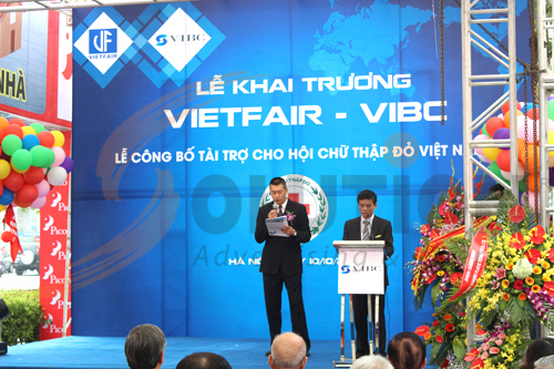 Ông Sung Feng Quan Giám đốc VIBC phát biểu khai mạc buổi lễ khai trương
